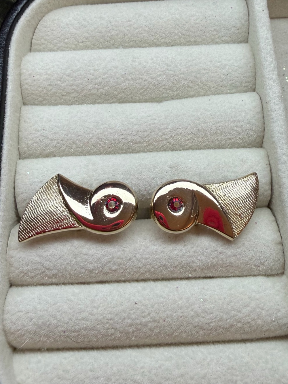 Gold Swirl cuff links with Red Accent
